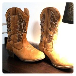 NWOT - Rhinestoned, Suede Cowboy Boots!